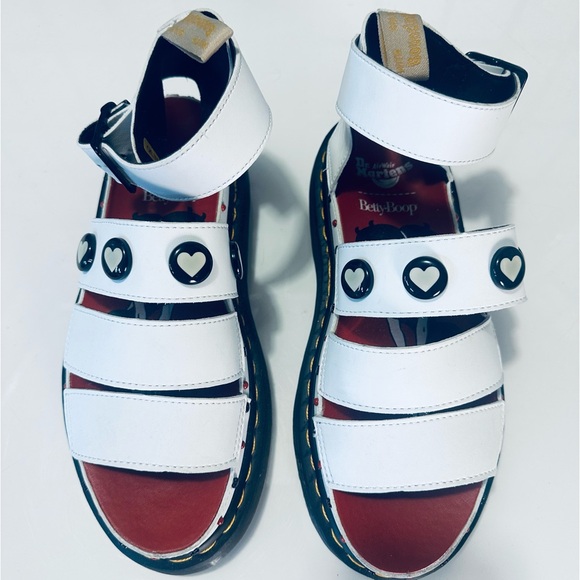 DR MARTENS CLARISSA II BETTY BOOP VEGAN PLATFORM SANDALS - Picture 2 of 9